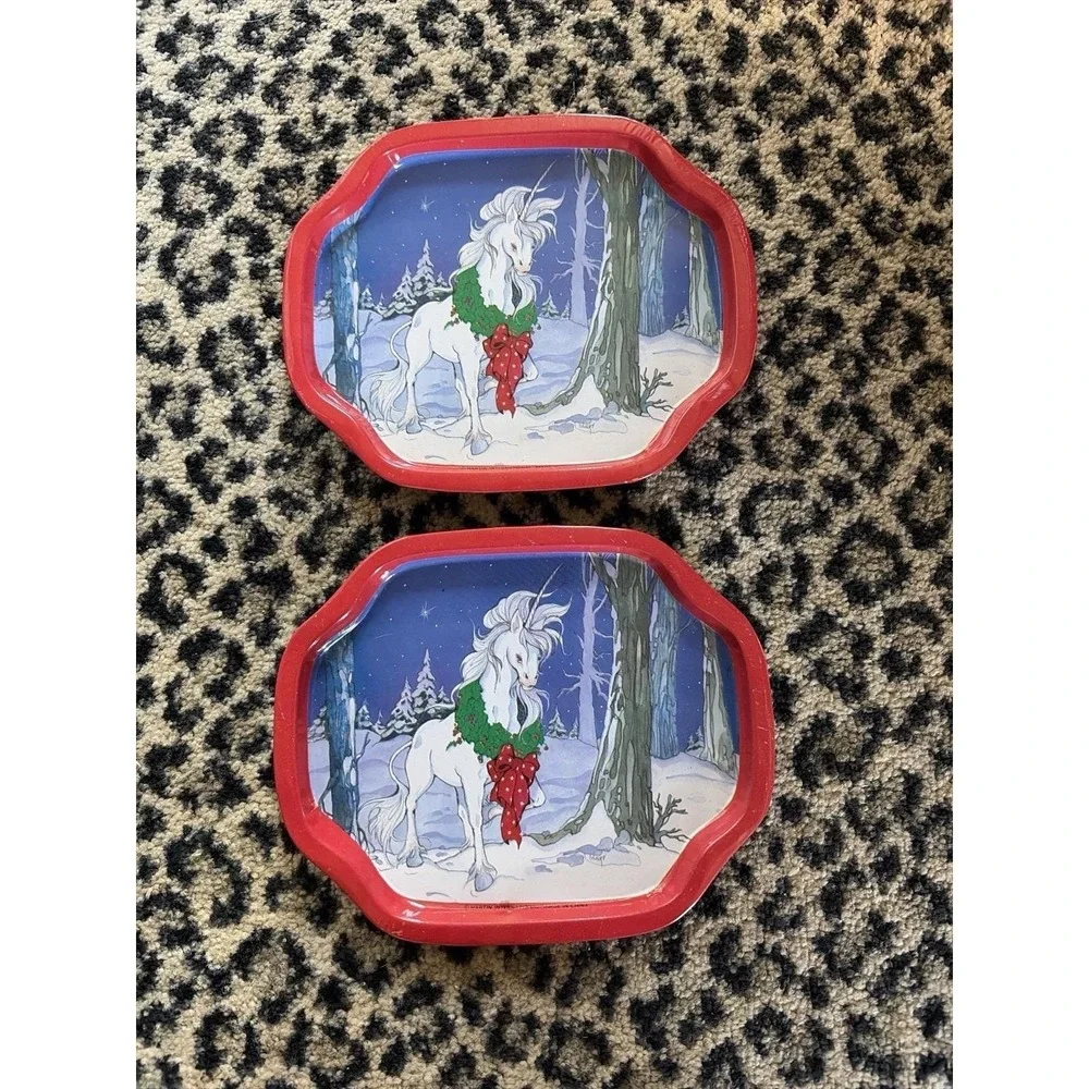 VTG Hartin Unicorn Christmas Serving Trays Set 2 Red Holiday 7.5